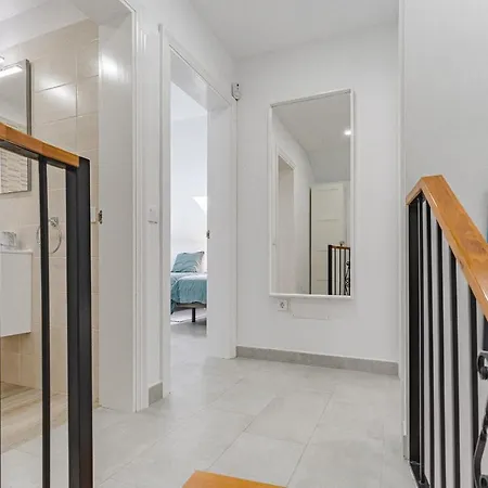 Tower Penthouse Parque Santiago I Daire