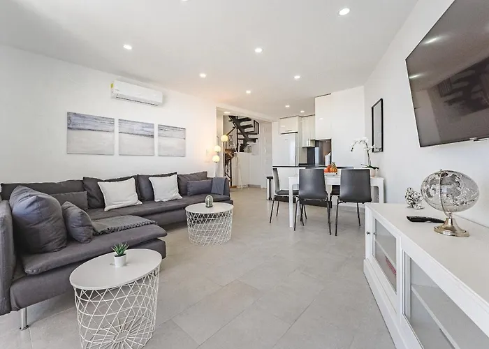 Tower Penthouse Parque Santiago I דירה פלאייה דה לאס אמריקס