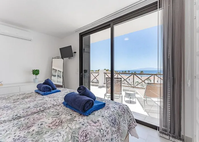 Tower Penthouse Parque Santiago I * פלאייה דה לאס אמריקס