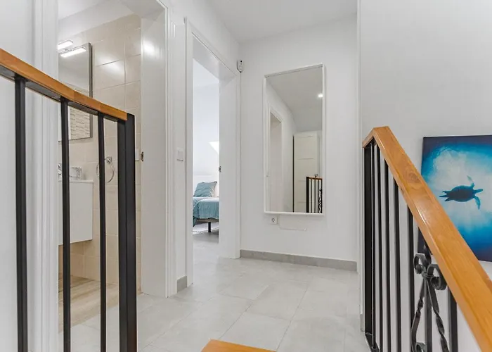 Tower Penthouse Parque Santiago I דירה